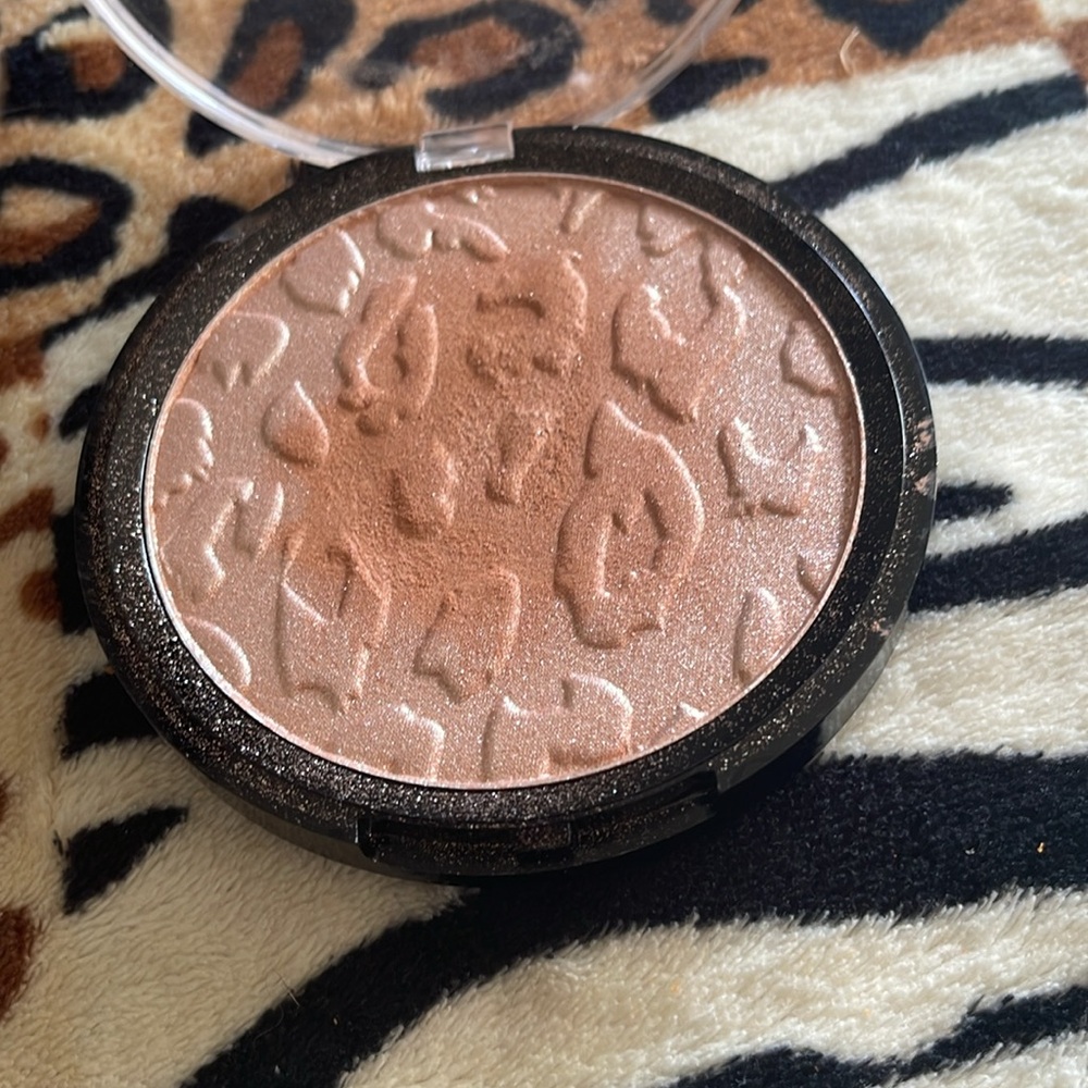 BC Pallets in excellent condition only as a sample